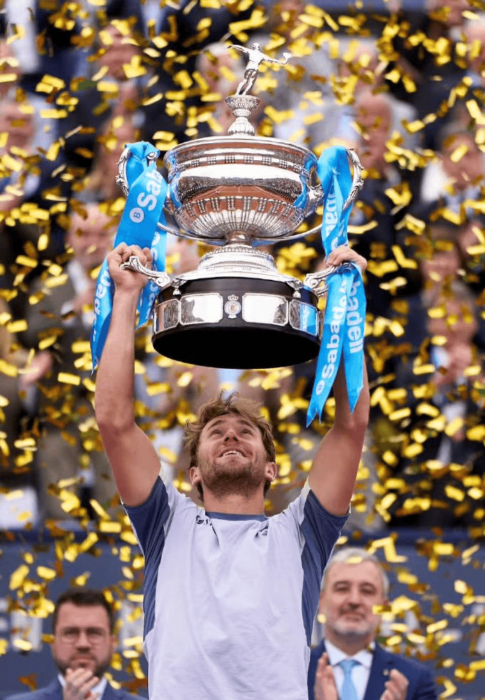 ATP总决赛逆转蒙特卡洛大师赛，鲁德带队取胜